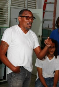 Tirzo Martha welcoming new students.